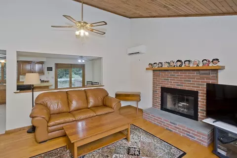 17 Westview Ter, Easthampton, MA 01027 photo 12