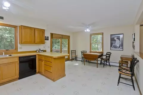 17 Westview Ter, Easthampton, MA 01027 photo 7