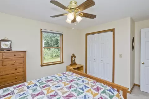 17 Westview Ter, Easthampton, MA 01027 photo 16