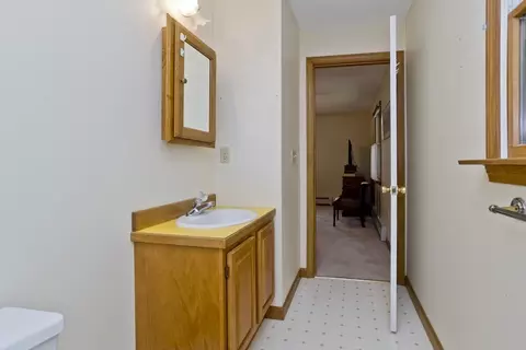 17 Westview Ter, Easthampton, MA 01027 photo 24
