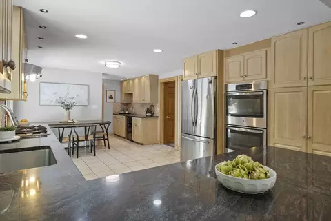 12 Colonial Ln, Canton, MA 02021 photo 15