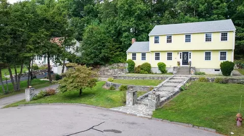 12 Colonial Ln, Canton, MA 02021
