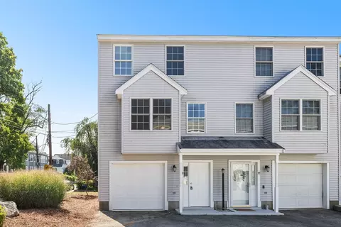 57 Wannalancit St #9, Lowell, MA 01854