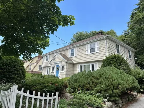 623 Belmont St #2, Belmont, MA 02478