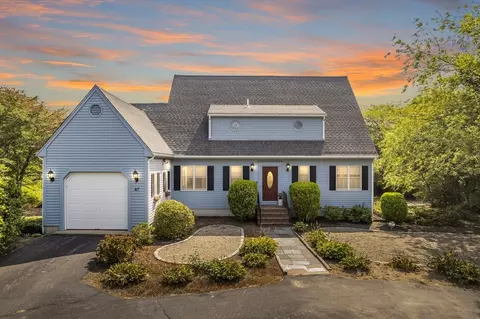 47 Lakeside Dr E, Barnstable, MA 02632 photo 2