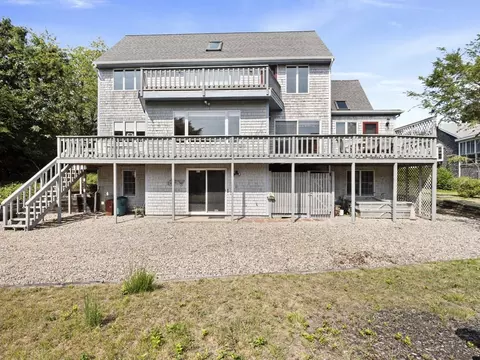 47 Lakeside Dr E, Barnstable, MA 02632 photo 4