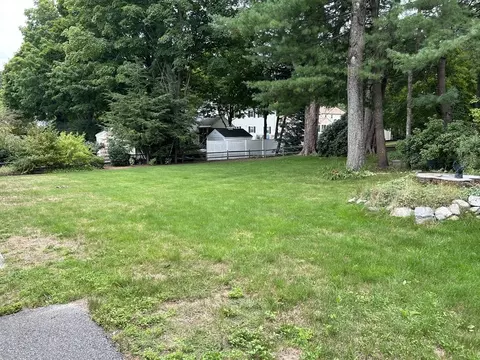 67 Spruce Rd, Reading, MA 01867 photo 4