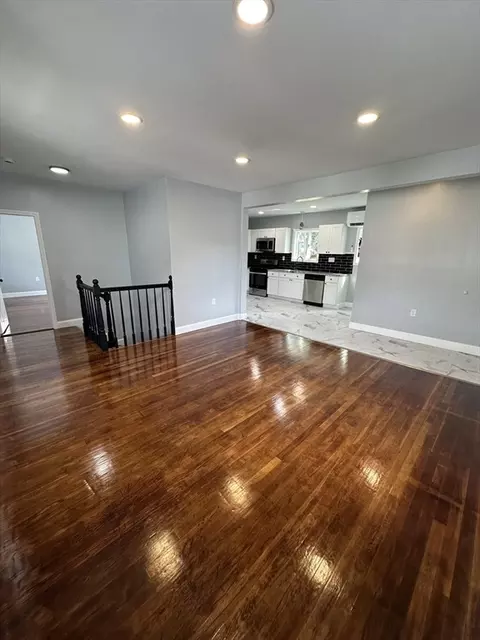 127 Barnaby St, Fall River, MA 02720 photo 17