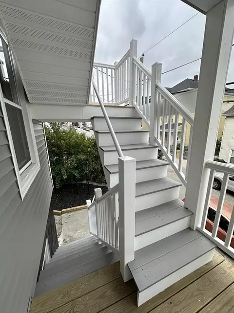 127 Barnaby St, Fall River, MA 02720 photo 7