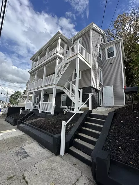 127 Barnaby St, Fall River, MA 02720 photo 2