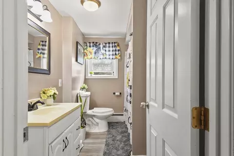Entry Way - 670 Walnut St, Fall River, MA 02720 photo 4 of 4