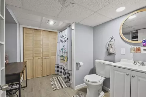 Bath - 670 Walnut St, Fall River, MA 02720 photo 1 of 1