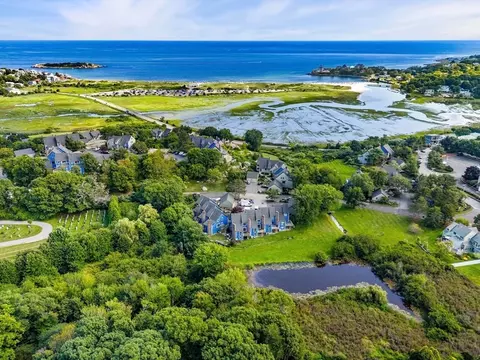 16 Old Nugent Farm Rd #16, Gloucester, MA 01930