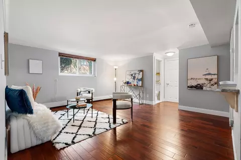 54 Bryon Rd #1, Boston College, MA 02467