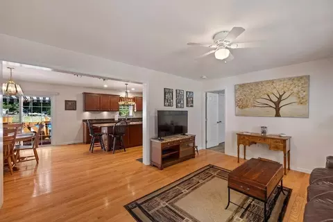 297 Manchaug Rd, Sutton, MA 01590 photo 5