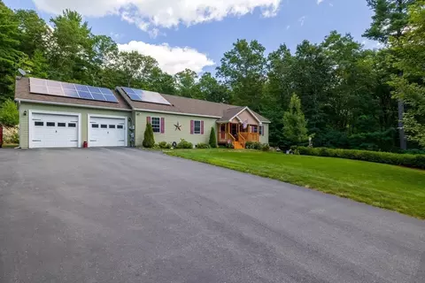 297 Manchaug Rd, Sutton, MA 01590