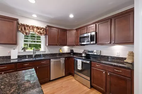 297 Manchaug Rd, Sutton, MA 01590 photo 11