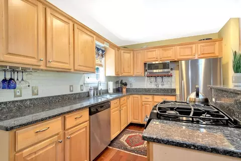 31 Sayward St, Gloucester, MA 01930 photo 20