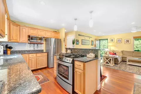 31 Sayward St, Gloucester, MA 01930 photo 18