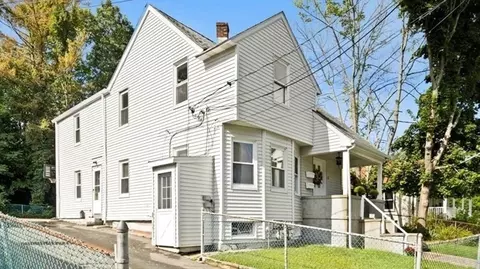 18 Water St, Stoughton, MA 02072