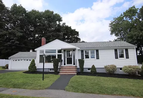 3 Paul Ave, Peabody, MA 01960