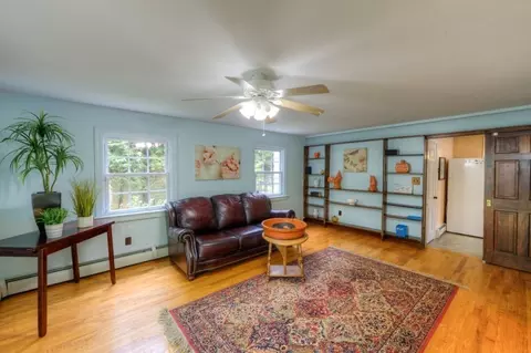 Living - 16 Saxon Rd, Worcester, MA 01602 photo 4 of 7