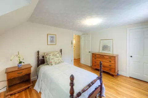 Bedroom - 16 Saxon Rd, Worcester, MA 01602 photo 5 of 8