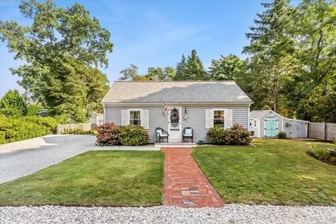 2 River Rd, Bourne, MA 02559 photo 1