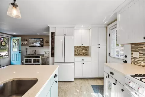 2 River Rd, Bourne, MA 02559 photo 10