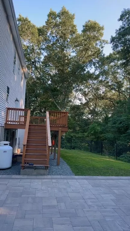 Exterior - 41 3rd Ave, Bellingham, MA 02019 photo 6 of 10