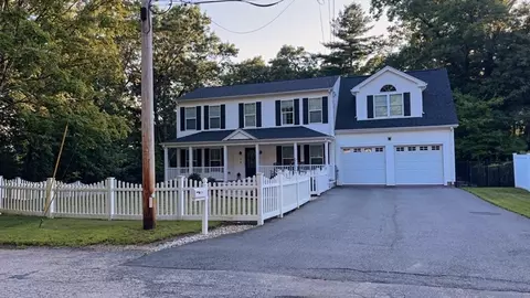 Exterior - 41 3rd Ave, Bellingham, MA 02019 photo 2 of 10