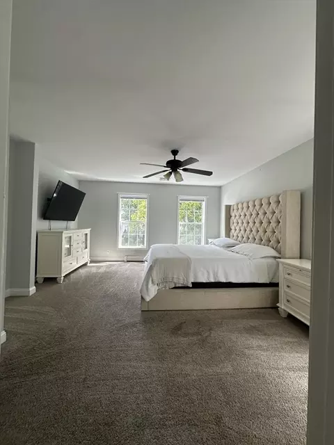 Bedroom - 41 3rd Ave, Bellingham, MA 02019 photo 2 of 3