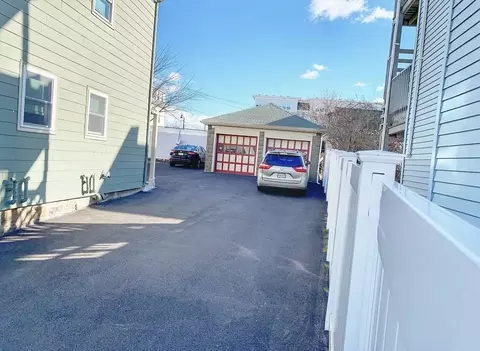 141 Park St, Beverly, MA 01915 photo 3