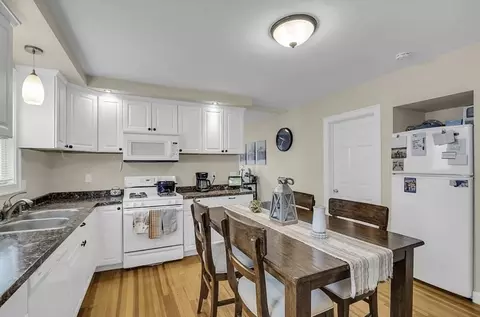 141 Park St, Beverly, MA 01915 photo 10