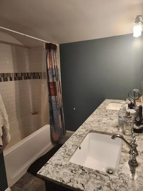 17 Forest St, Springfield, MA 01108 photo 8