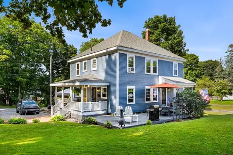 703 Salem St #2, Groveland, MA 01834