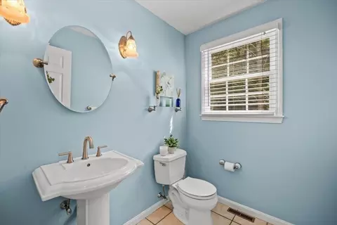 60 Cals Ct, Raynham, MA 02767 photo 33