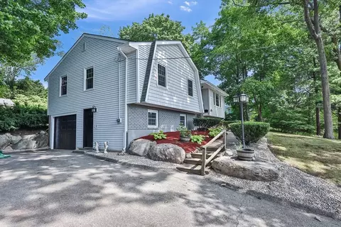 39 West St, Attleboro, MA 02703