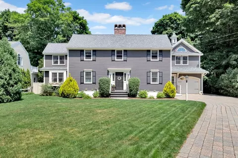7 Reilly Ave, Newburyport, MA 01950