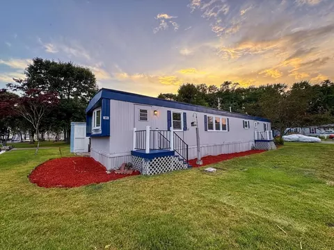 1340 County St #49, Attleboro, MA 02703