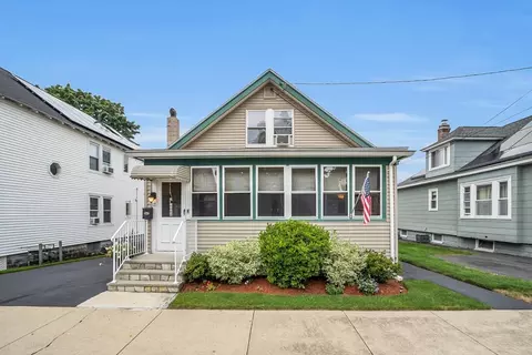 17 Durrell St, Methuen, MA 01844