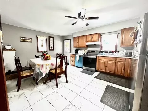 4 Waban Ave, Worcester, MA 01604 photo 6