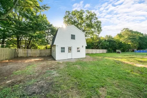 21 Camardo Dr, Wareham, MA 02571 photo 8
