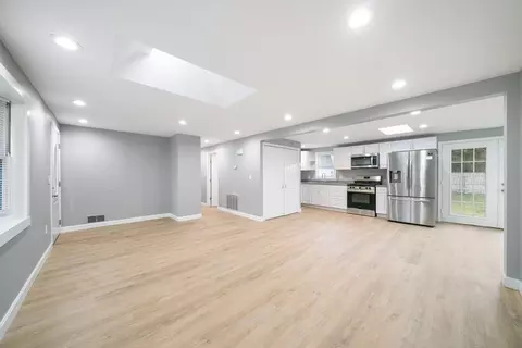 21 Camardo Dr, Wareham, MA 02571 photo 11