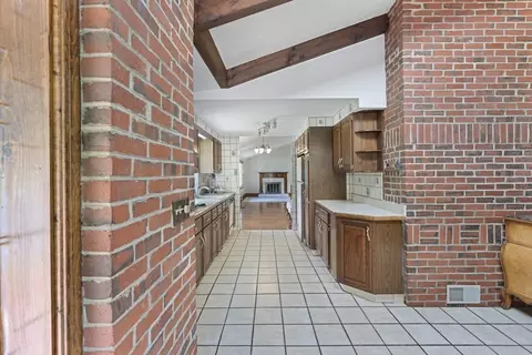 24 Old Jacobs, Georgetown, MA 01833 photo 6