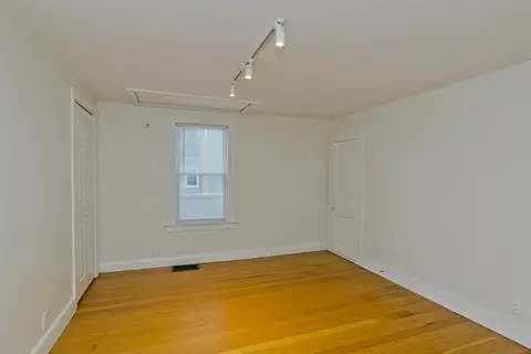 265 Ambrose St, Springfield, MA 01109 photo 20