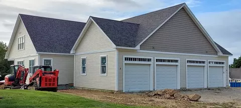 3 Victoria Dr #34, Rochdale, MA 01542
