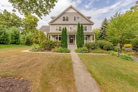 84 Round Hill Rd #D, Northampton, MA 01060