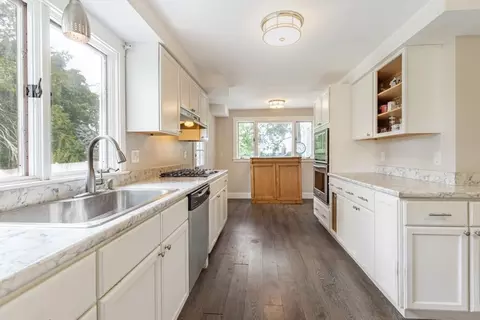 64 Berkeley St, Reading, MA 01867 photo 19