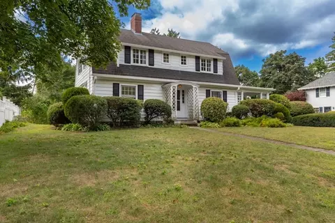 64 Berkeley St, Reading, MA 01867 photo 2